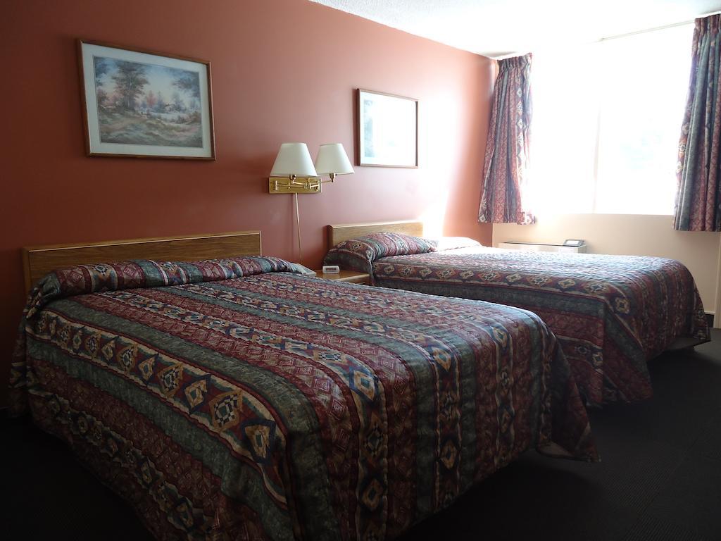 סאולט סאינטה מארי Canadian Motor Hotel חדר תמונה